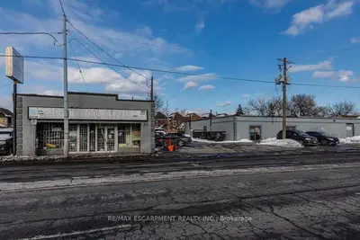 955 Barton Street E, Hamilton, On L8l 3c4