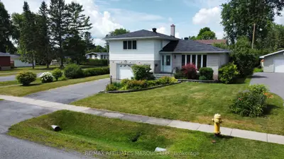 11 Ault Drive, South Stormont, ON K0C 1M0