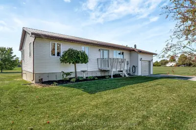 198 Welbanks Road, Prince Edward County, On K0k 1p0