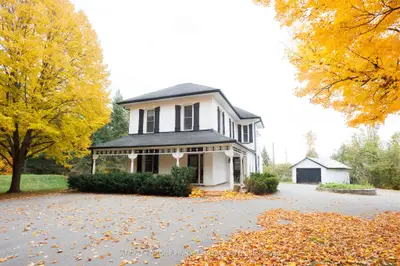 2126 County Rd 36 Road, Kawartha Lakes, On K0m 1l0