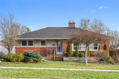 207 Brenda Crescent, Woodstock, On N4s 7r8