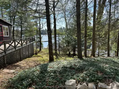 1091 North Tooke Lake Road, Lake Of Bays, On P0b 1a0