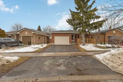 1082 Lawson Road, London North, On N6g 2x9