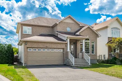 184 Felicity Crescent, Orleans - Convent Glen and Area, ON K1W 0C2