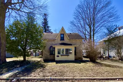 656 Market Street, Saugeen Shores, On N0h 2c0