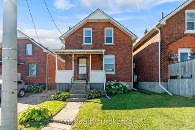 63 Guelph Street, Stratford, On N5a 3w7