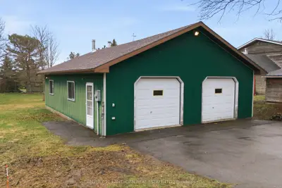 425 Bloomfield Main Street, Prince Edward County, On K0k 1g0