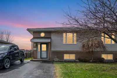 105 Pearl Street, Deseronto, On K0k 1x0