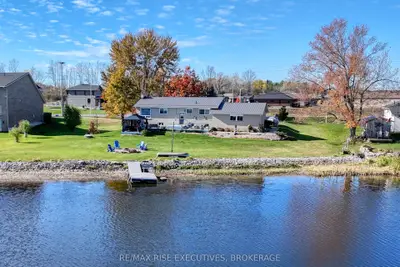 470 Dundas Street W, Greater Napanee, On K7r 2c1