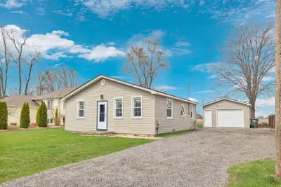 1030 Oak Avenue, Kingsville, On N9y 3t6
