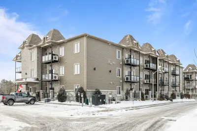 300 Solstice Crescent 205, Russell, On K0a 1w0