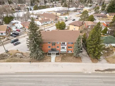 2418 Trout Lake Road 5, North Bay, ON P1B 7S7
