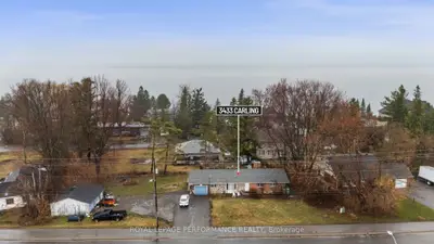 3433 Carling Avenue, Crystal Bay - Rocky Point - Bayshore, On K2h 7v5
