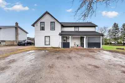 5 Railway Street, Lansdowne Village, On K0e 1l0
