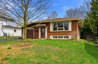 13 Greenwood Drive, Wilmot, On N3a 1l1