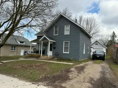 129 Victoria Street E, North Huron, On N0g 2w0