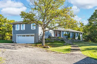 1564 Honey Harbour Road, Georgian Bay, ON L0K 1S0