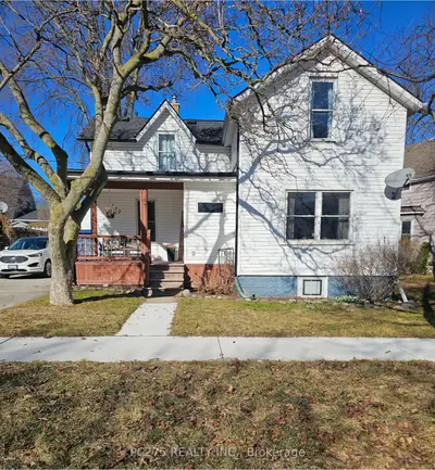 112 Essex Street, Sarnia, On N7t 4r7