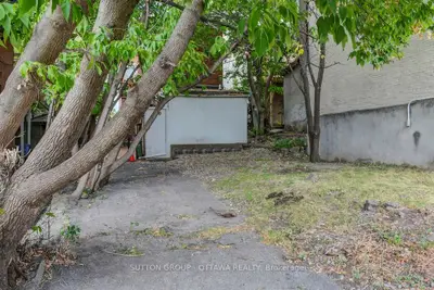 133 Eccles Street, West Centre Town, On K1r 6s7