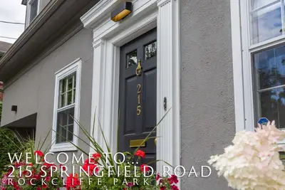 215 Springfield Road, Rockcliffe Park, On K1m 0l1
