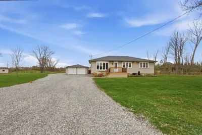 566 Holloway Bay Road, Port Colborne, On L0s 1r0