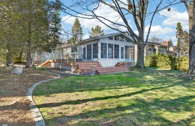 482 Island Road, Prince Edward County, On K0k 2t0