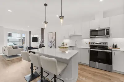 955 Catalpa Square, London North, On N6g 0t8