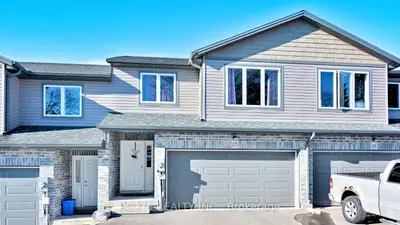 61 Vienna Road 25, Tillsonburg, On N4g 3c6