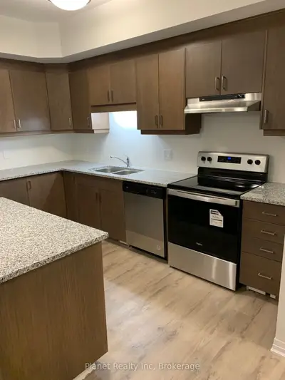 25 Isherwood Avenue C45, Cambridge, ON N1R 0E2