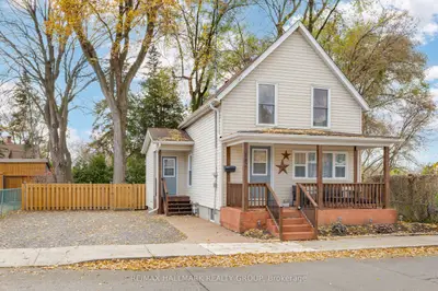 142 Park Street, Brockville, On K6v 2g9