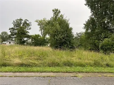 V/L LONGTENT Avenue, Fort Erie, ON L2A 1E3