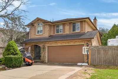 249 Lloyminn Avenue, Hamilton, On L9g 4c4