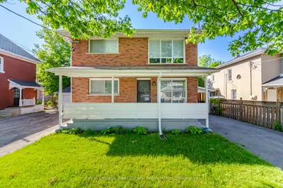 22 St James Street A, Brantford, On N3t 3z6
