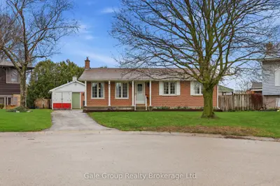 3 Larch Place, Ingersoll, On N5c 3s6
