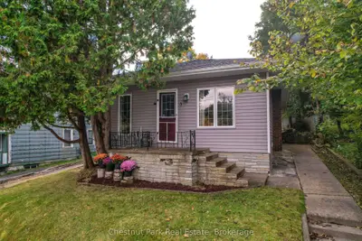 3 CORA Street E, Huntsville, ON P1H 1T5