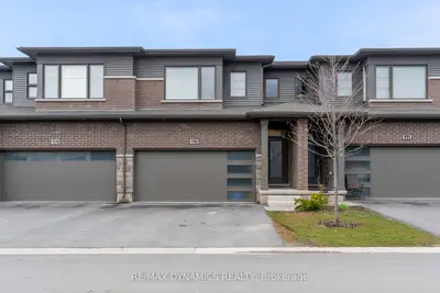 4552 Portage Road 110, Niagara Falls, ON L2E 6A8