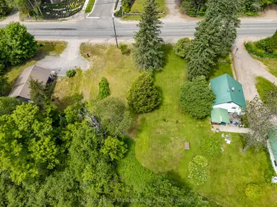 641 Muskoka Rd 3 Road N, Huntsville, ON P1H 1C9