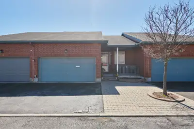 114 Bartlett Private, Hunt Club - Windsor Park Village And Area, On K1v 2a8