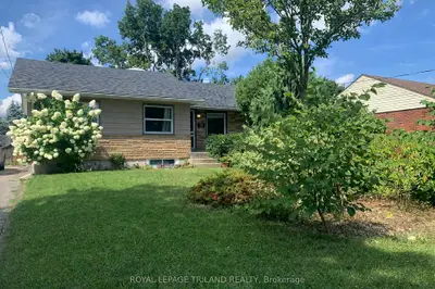 363 Reynolds Road, London South, On N6k 2p8