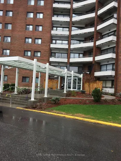 20 Chesterton Drive 1113, Cityview - Parkwoods Hills - Rideau Shore, On K2e 6z7
