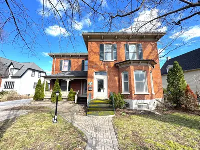 340 Main Street, Prince Edward County, On K0k 2t0
