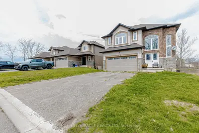 6 Hill Street, Haldimand, On N0a 1e0