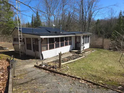 302 Quin Mo Lac Road 135a, Centre Hastings, On K0k 2k0