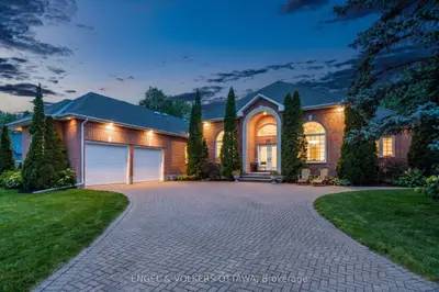 5 Countryside Green, Bells Corners And South To Fallowfield, On, K2r 1b5