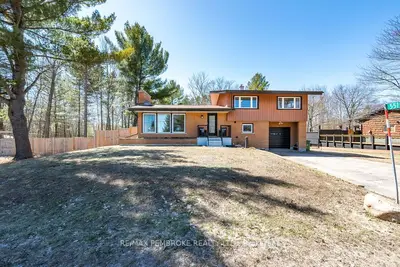 551 Laurentian Drive, Petawawa, On K8h 2n2