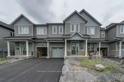 130 Main Halyard Lane, Fallowfield Rd South Of Ottawa, On K2j 7b6