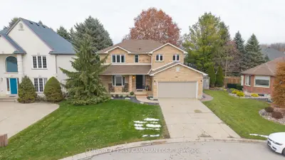 17 Allison Court, Strathroy-caradoc, On N7g 4c2