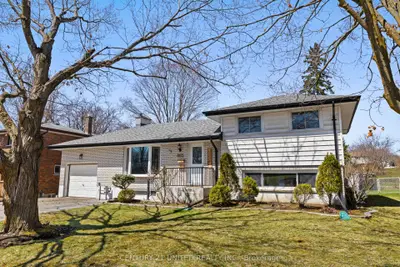 805 Highland Court, Peterborough, On K9h 5k1