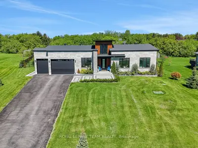 Detached in Greely - Metcalfe - Osgoode - Vernon and Area