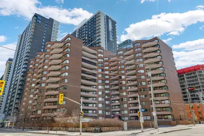 151 Bay Street 810, Ottawa Centre, On K1r 7t2